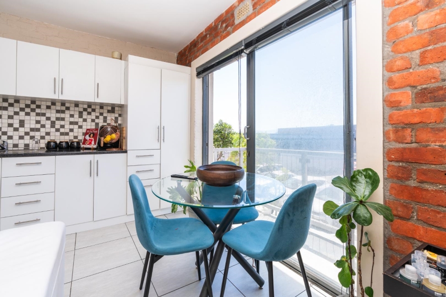 1 Bedroom Property for Sale in Brooklyn Western Cape